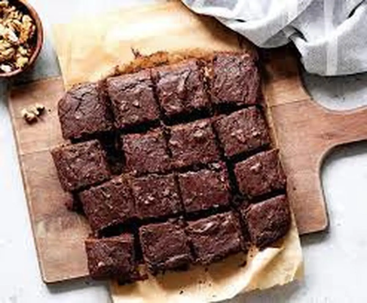 طرز تهیه یک براونی پر انرژی برای صبحانه | رسپی یک براونی انرژی  بخش برای قبل ورزش