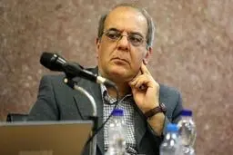 عباس عبدی: دهه هشتادی‌ها با ارزش‌های رسمی نه تنها بیگانه که از آن منزجر هستند