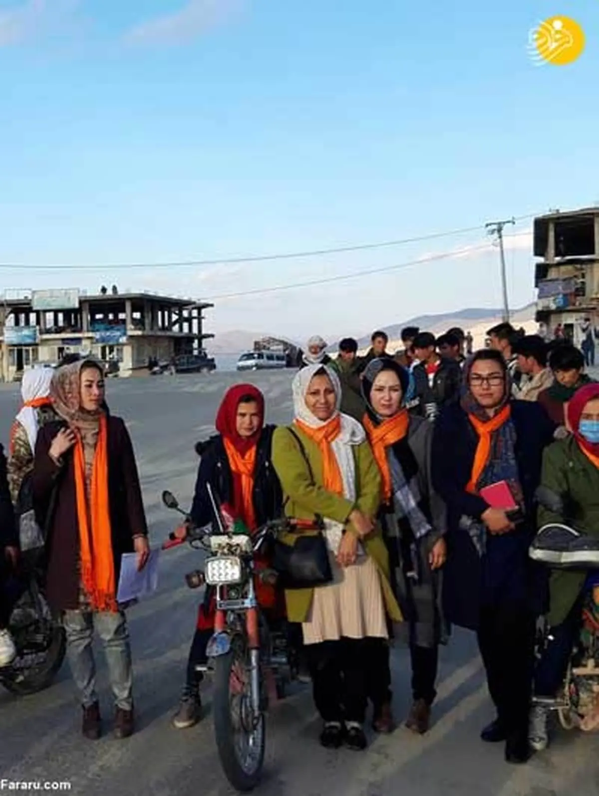 زنان افغانی موتورسواری می کنند+ عکس