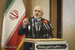  آقای سیروس عسکری در حال حاضر آزاد هستنداما مشکل اقامتی دارند