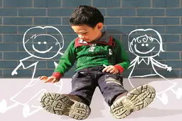 به فرزندان خود تفاوت بین راز و حفظ حریم خصوصی را آموزش دهید