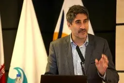 گفتیم مردم را موش آزمایشگاهی واکسن کرونا نمی‌کنیم اما در دارو کردیم 
