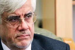 عارف از کاندیداتوری انتخابات ۱۴۰۰ انصراف داد⁩