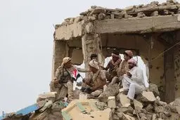 
 فروش سلاح به عربستان را پایان دهند.
