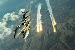 
بمباران شدید مواضع طالبان در شبرغان  |   تلفات سنگینی به طالبان وارد شده‌ است