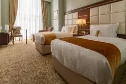 هتل سوپر لاکچری در کویر که غوغا کرد!