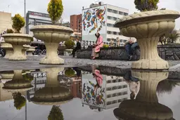 انعکاس شهر پس از باران‎ 