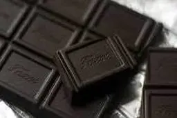 اگر می خواهید پوست تان جوان بماند شکلات تلخ بخورید