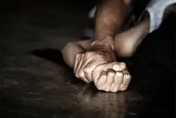 تجاوز جنسی وحشتناک دو مرد به پسر 14 ساله | پسر بچه: نتوانستم مقاومت کنم