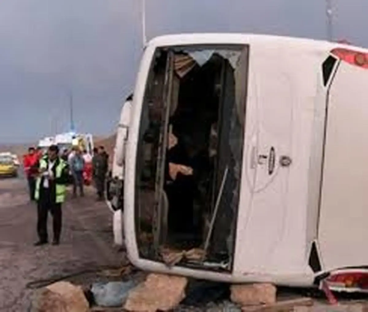 جزییات واژگونی اتوبوس مسافربری در خوزستان | ۲نفر کشته و ۲۲ نفر زخمی شدند