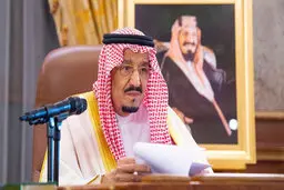 
 ملک سلمان دستور بازگشت سفیر عربستان به عراق را داده است. 
