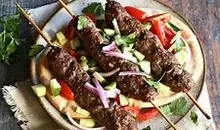 راز پخت کوفته کباب سنتی مثل رستوران‌ها | این کباب از کوبیده هم خوشمزه تره! +ویدئو