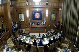 کرونا  |  تعطیلی دو هفته‌ای شورای شهرتکذیب شد 
