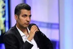 حضور فردوسی پور  با تیپ متفاوت سر کلاس درس +عکس