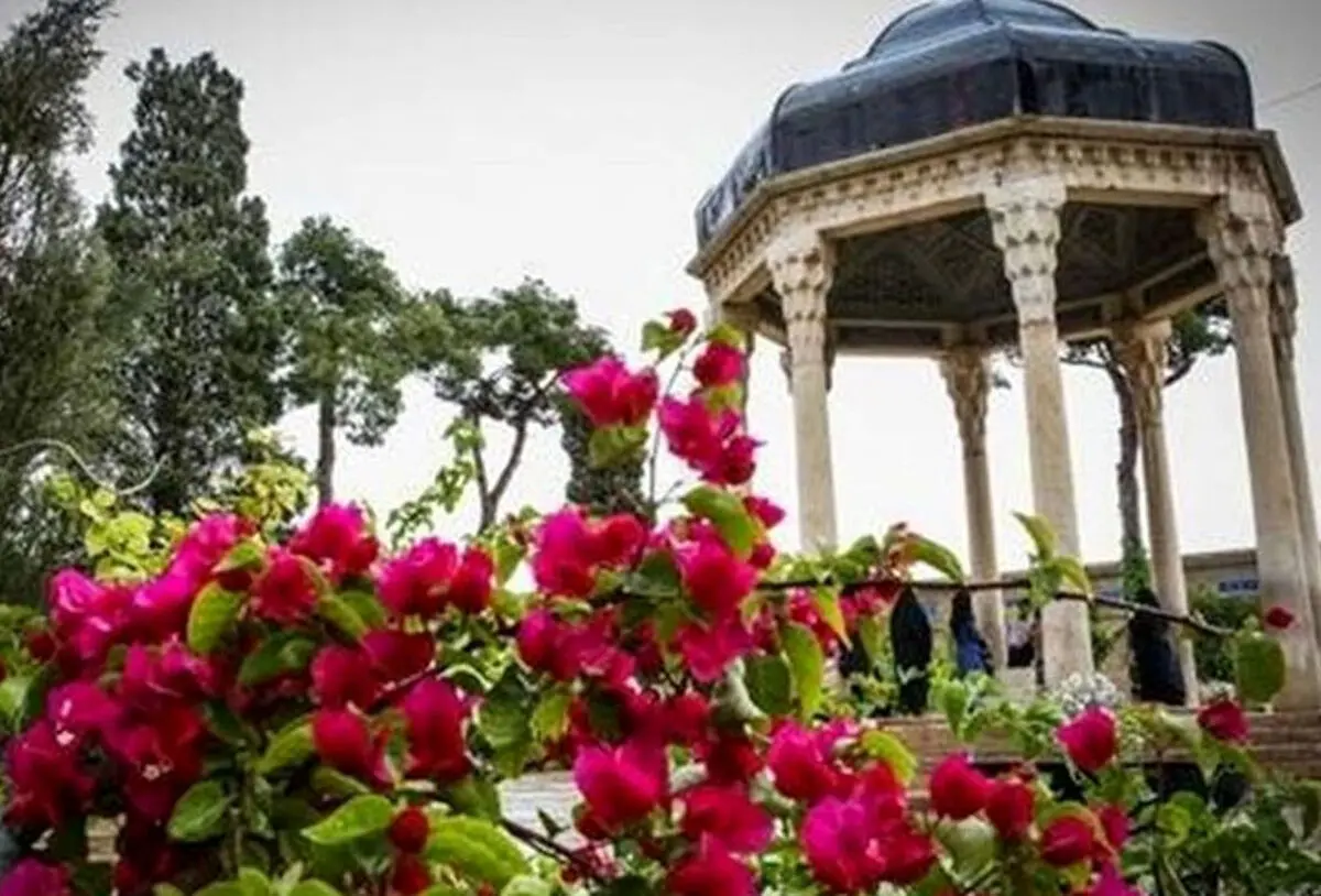 فال حافظ با تفسیر دقیق | خودت فالتو بگیر 