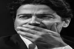 بدل عجیب استاد همایون شجریان | شباهت باورنکردنی این دو برق از سرتان می پراند ! + عکس