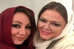 عکس دونفره بهنوش بختیاری و بهاره رهنما بعد از آشتی! | چهره دیدنی بهنوش بختیاری با موی آبی! +تصویر