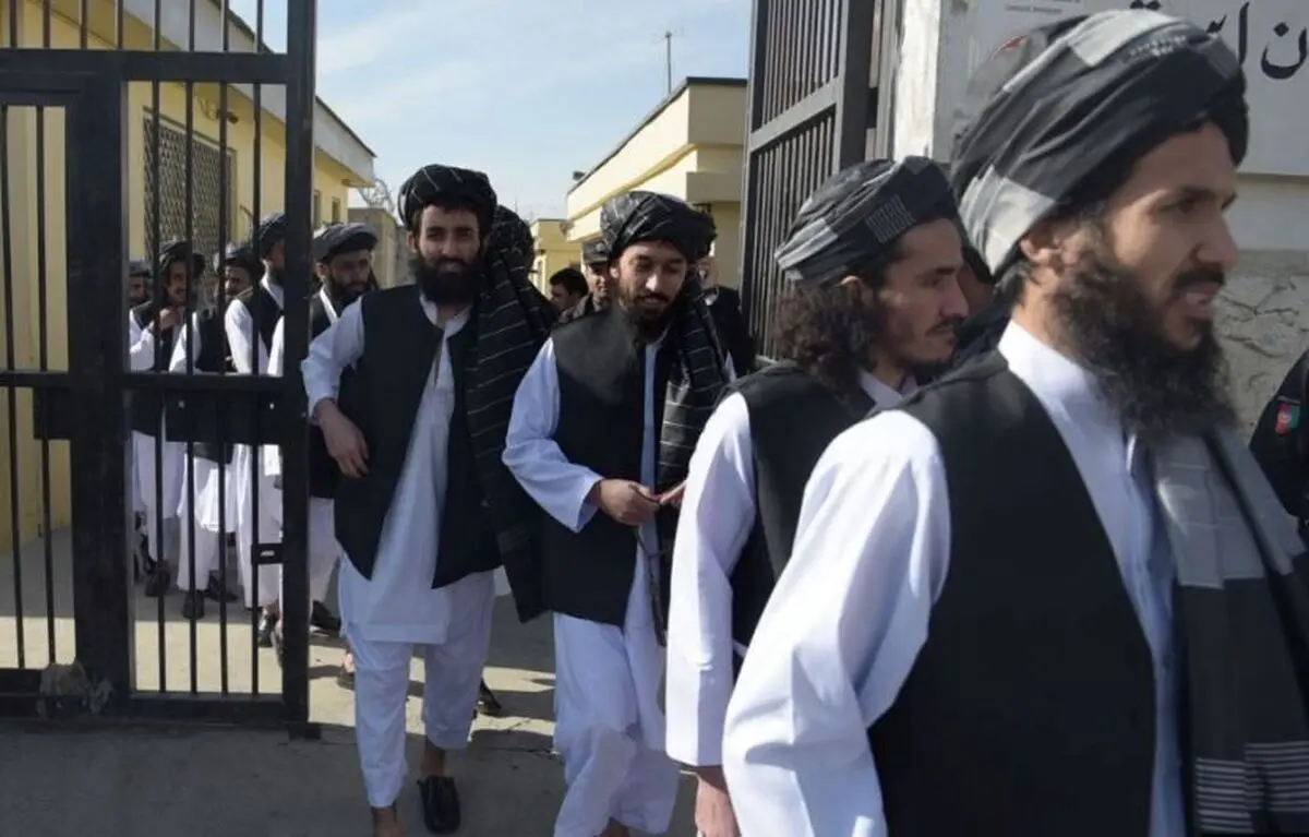 
 دستوررییس‌جمهور افغانستان  برای فرمان آزادی ۲ هزار زندانی طالبان 
