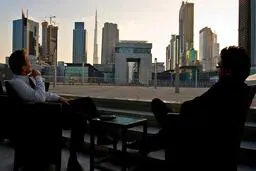 دولت امارات به خارجی ها شهروندی می دهد 