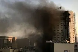 خطر تکرار فاجعه متروپل در شیراز! | امکان ریزش هتل آسمان