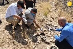 یک گور دسته جمعی پر از استخوان‌ و لباس‌ ۶۰۰ شیعه در عراق کشف شد.