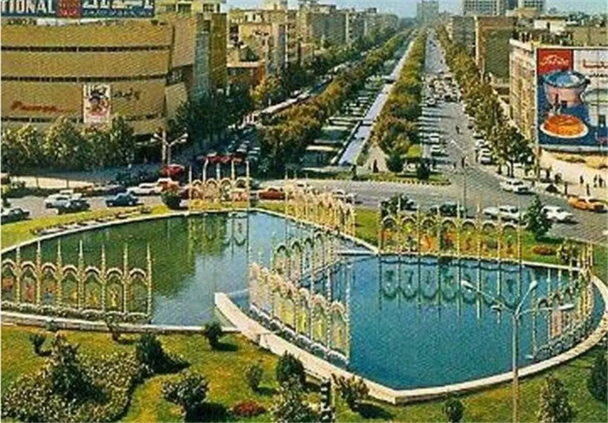ببینید | تصویر بسیار قدیمی از یک خیابان در تهران به فاصله هفتاد سال! 