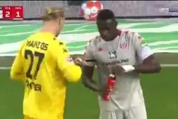 توقف بازی در لیگ آلمان، برای افطار بازیکن مسلمان+ویدئو 