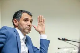 مردم نمی‌توانند بیشتر از نیم کیلو میوه بخرند