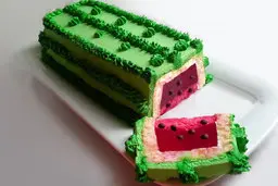 کیک هندوانه برای یلدا درست کنید | دستور پخت کیک هندوانه برای یلدا 