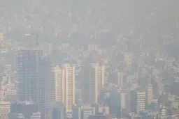 کیفیت هوای تهران ناسالم است