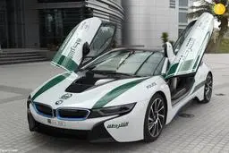 ابرخودروهای خیره کننده پلیس دبی