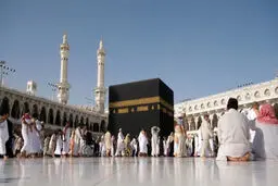 ۵ میلیون و ۸۰۰ هزار نفر در نوبت عمره | دو شرط ایران توسط عربستان پذیرفته نشود، عمره نمی‌رویم