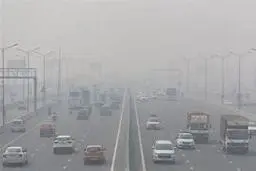 سوزش چشم و مشکلات تنفسی پس از برگزاری جشن دیوالی در دهلی نو | هشدار جدی به دلیل آلودگی شدید هوا در دهلی نو+ویدئو