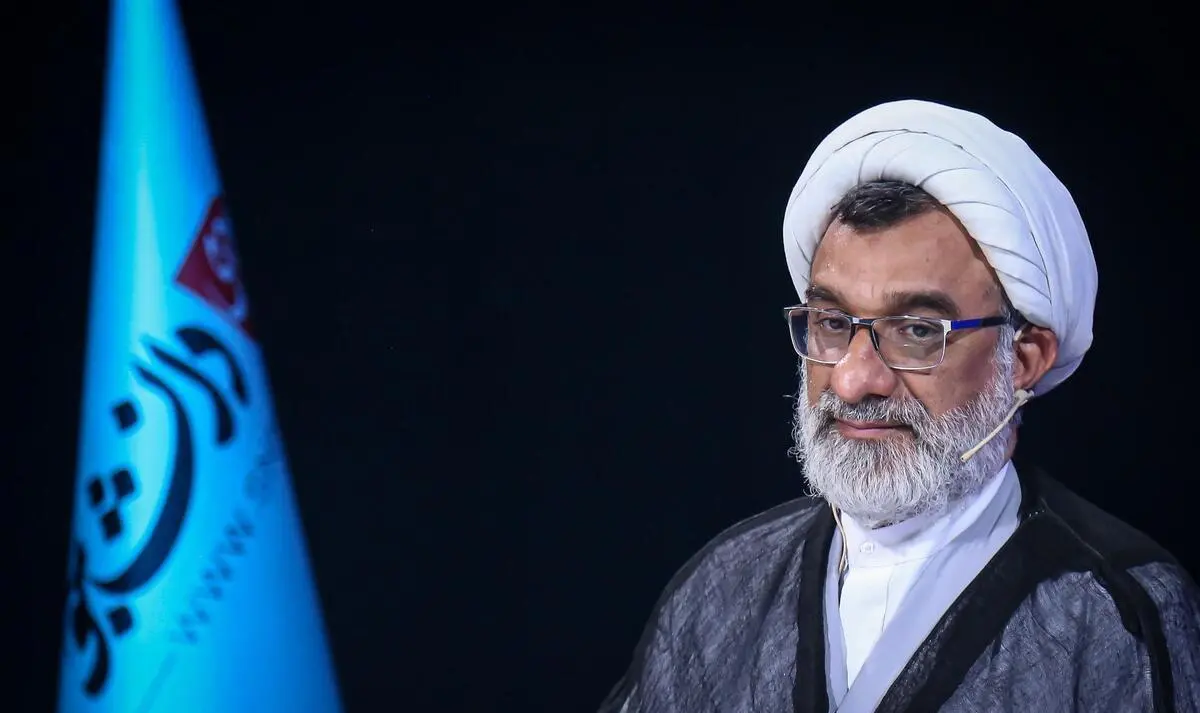 خسروپناه: برخی پلتفرم‌های نمایش خانگی دست از ترویج بی بند و باری بردارند | عادی سازی خشونت و مصرف مشروب تا کجا؟ + ویدئو