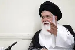 
شعار حامیان امام جمعه مشهد در حضور او + ویدئو 