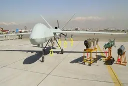 «کمان۲۲» نخستین پهپاد رزمی برگ برنده نهاجا در عملیات رزمی +عکس