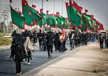 تصاویر جالب از نوآوری در خدمت‌رسانی به زائران | موکب شارژ موبایل در پیاده‌روی اربعین