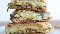 ساندویچ مرغ و پنیر پیتزا با راز آبدار ماندن و عطر بی‌نظیر | طرز تهیه ساندویچ مرغ و پنیر پیتزا +ویدئو