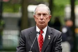 کمک ۱۰۰ میلیون دلاری میلیاردر معروف آمریکایی به کمپین «جو بایدن»