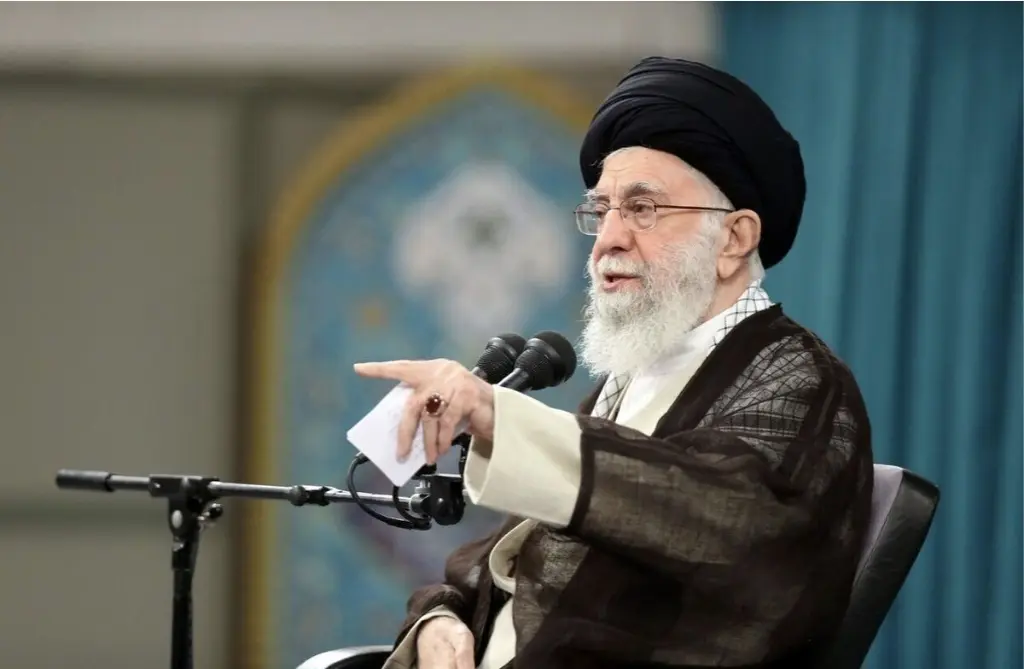 رهبر معظم انقلاب: آمریکایی‌ها اگر جنگی راه بیندازند، این بار جنگ منطقه‌ای خواهد بود