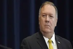 آمریکا به دلیل اقدامات بایدن رو به افول است 