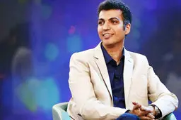 عادل فردوسی پور  |  بازگشت گزارشگر و مجری محبوب برنامه «نود» به عرصه اجرا 