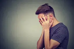 بلاهایی که استرس روزمره بر سرتان می‌آورد | عوارض استرس و اضطراب شدید چیست؟