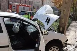 برخورد مرگبار پژو ۲۰۶ با تیر برق 