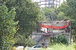 آدم‌های رسمی در محله‌های غیررسمی