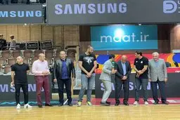 حواشی بازی تیم‌های شهرداری گرگان و شیمیدر| از کتاب آتشی رونمایی شد