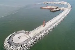 
عراق  |   قرار داد ۲.۵ میلیارد دلاری با شرکت کره ای برای ساخت بندر بزرگ فاو
