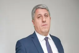 استاد ارمنستانی: ما ارامنه سپاه فرهنگی ایران در منطقه هستیم+ویدئو 