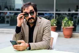 عکس جدید سجاد افشاریان با همسرش | چرا انقدر همسرش کم سن و سال هستش؟ + عکس