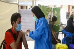  تاخیر در دریافت دوز دوم، اثربخشی واکسن را از بین می‌برد
